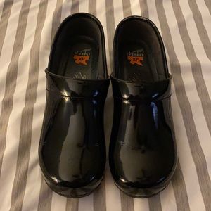 Black Dansko XP shoes